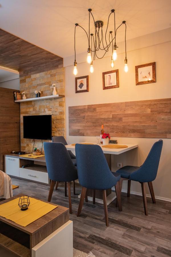 Deltalux Apartmani Milmari 科帕奥尼克 外观 照片